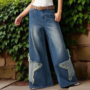 NWT Wide-Leg Distressed Blue Jeans